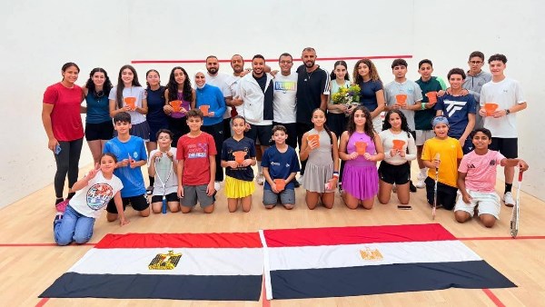 الأولمبية تهنئ الإسكواش على نتائجه الأوروبية.. وإدريس يشيد باللاعبين واللاعبات