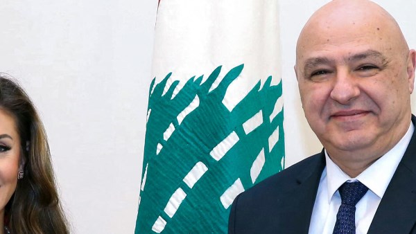 الرئيس عون سلم المبعوث الأمريكي توم باراك أفكارا لبنانية لحل شامل