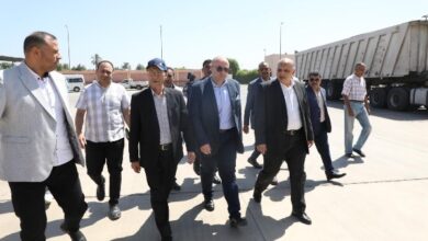 المساحة المنزرعة 108.4 ألف فدانا.. تفاصيل زيارة محافظ بني سويف لمجمع "صوامع سدس"