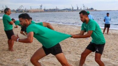 المصري يتدرب على شاطئ بورفؤاد استعدادًا للموسم الجديد