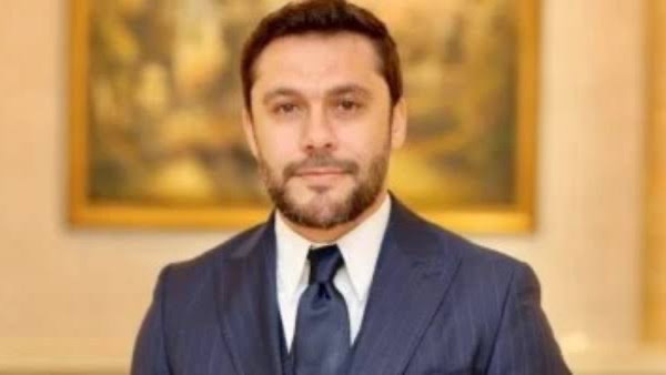 حسام حسن جالي في نص الليل بسبب خسارة مباراة بلاي ستيشن