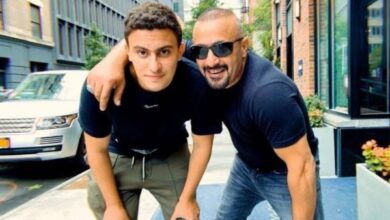 ربنا كبير.. ياسين السقا يتجاهل أزمة والدته ويحتفل بنجاح فيلم أحمد السقا