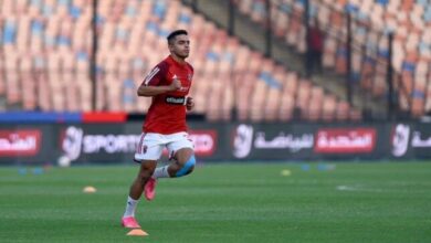 سيراميكا كليوباترا يعلن التعاقد مع ثنائي الأهلي الدبيس وخالد عبد الفتاح