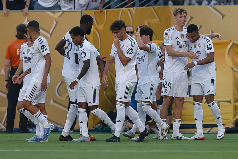 ليفربول يستهدف التعاقد مع ساحر ريال مدريد مقابل 100 مليون يورو