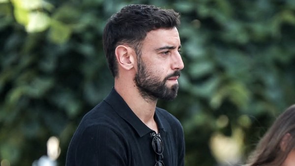 مانشستر يونايتد يمنح فرنانديز ودالوت إجازة استثنائية بسبب جوتا