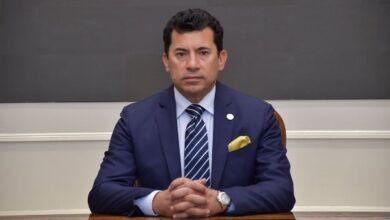 وزير الشباب والرياضة يهنئ محمد إبراهيم لفوزه برئاسة الاتحاد العربي للفنون القتالية المختلطة